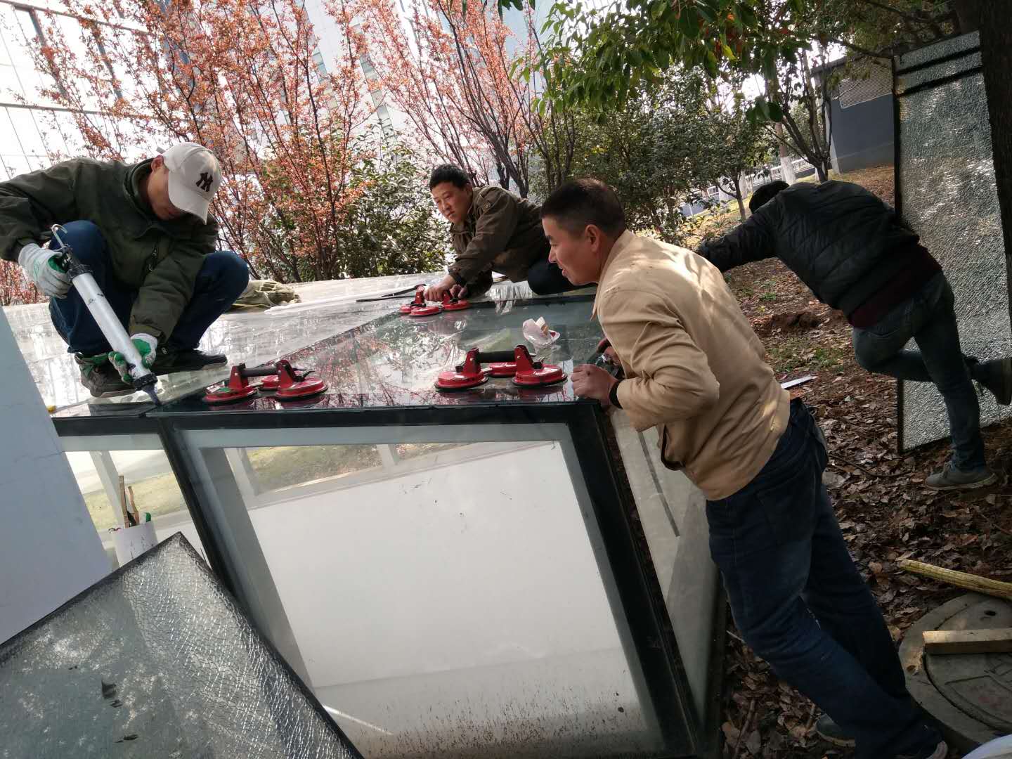 污水處理設(shè)備